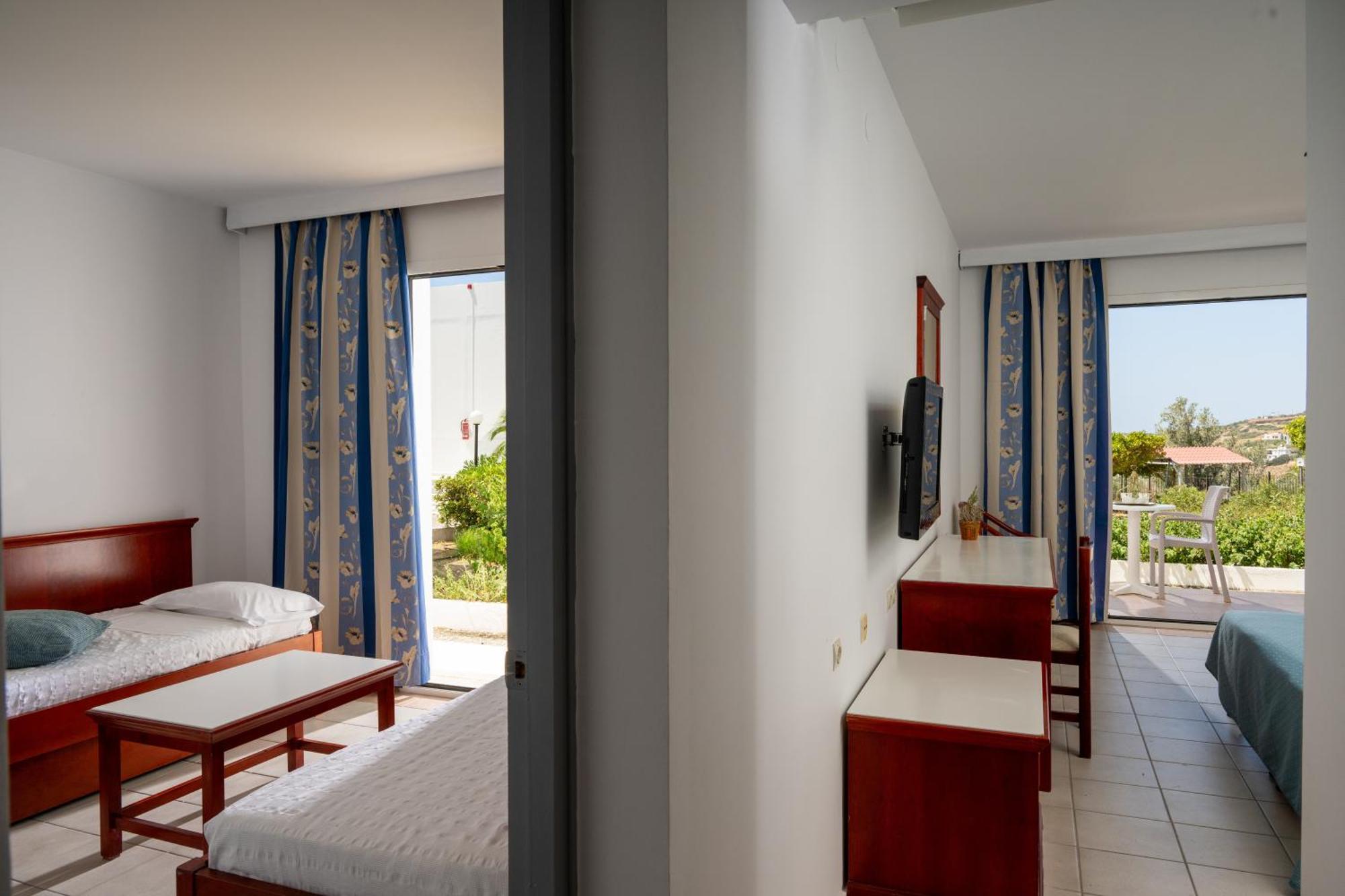 Mare Village Ierapetra  Ruang foto